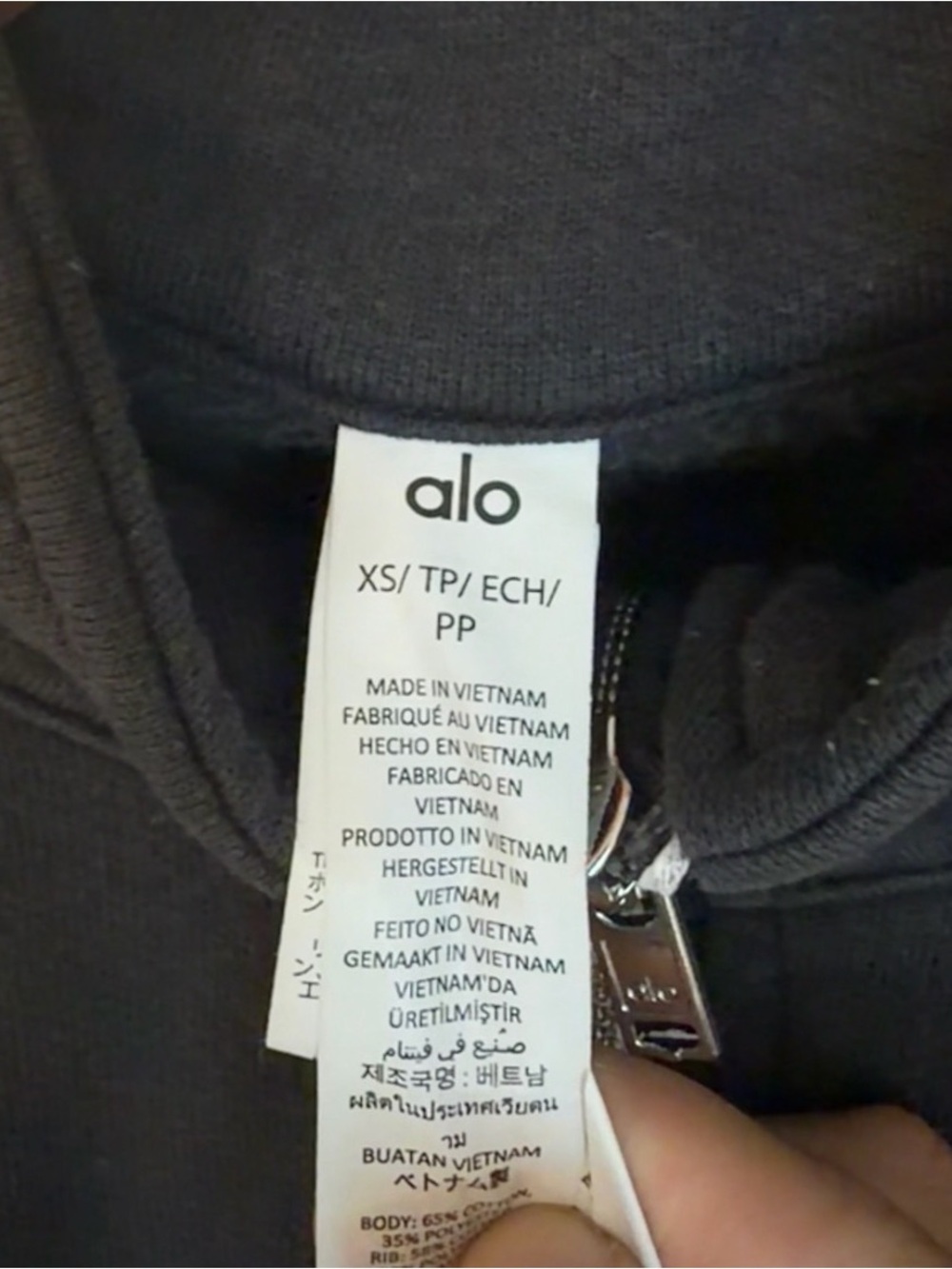 Alo Accolade 1/4 Zip Pullover in Anthracite - Picture 6 of 6